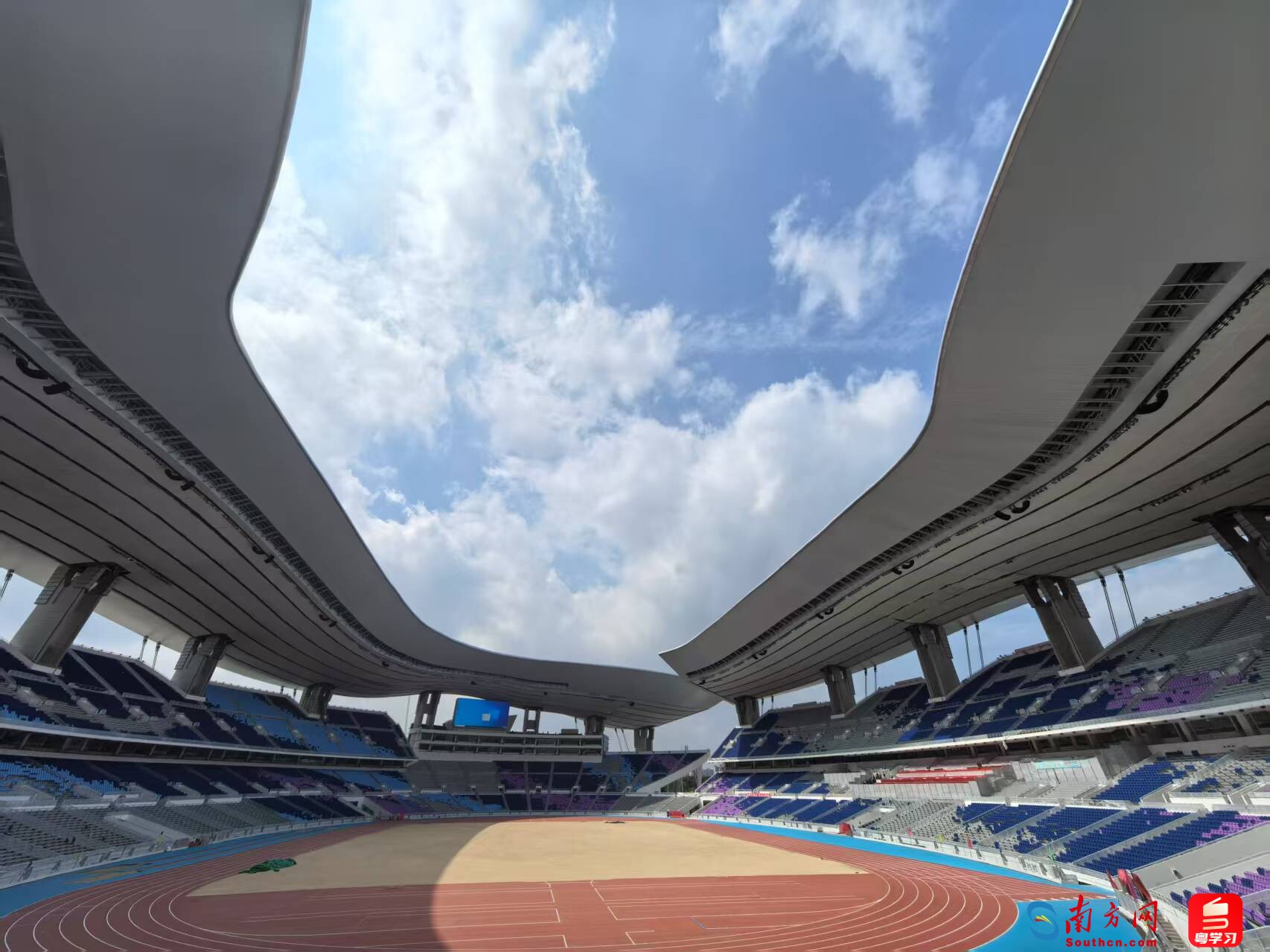 国少主帅：球员对战术要求执行很到位，刚完成了任务的1／5